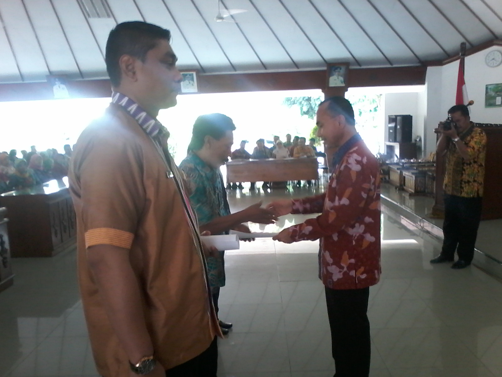 Sebanyak 608 PNS Bojonegoro Menerima SK Kenaikan Pangkat Periode 1 Oktober 2015
