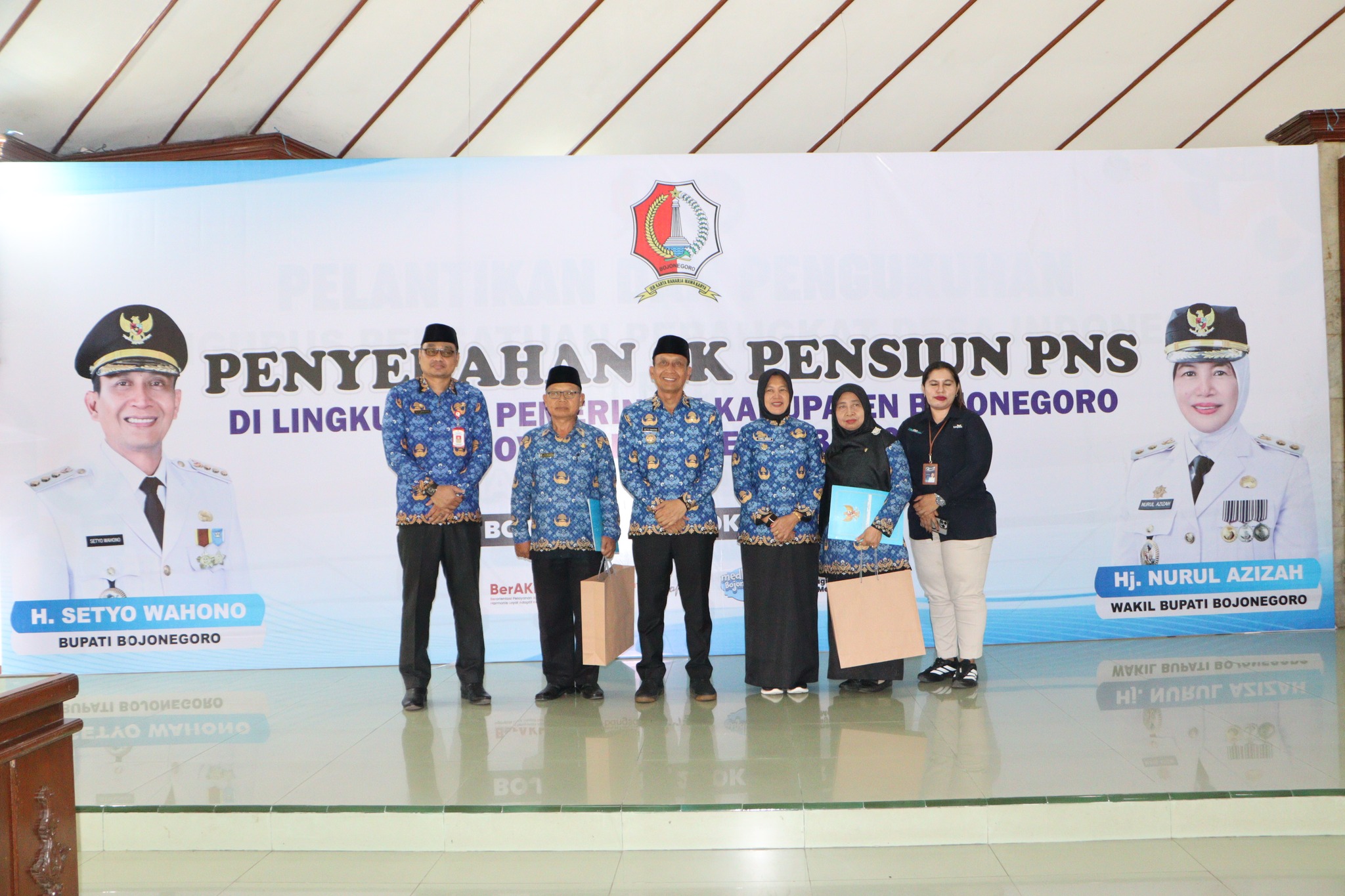 Penyerahan SK Pensiun