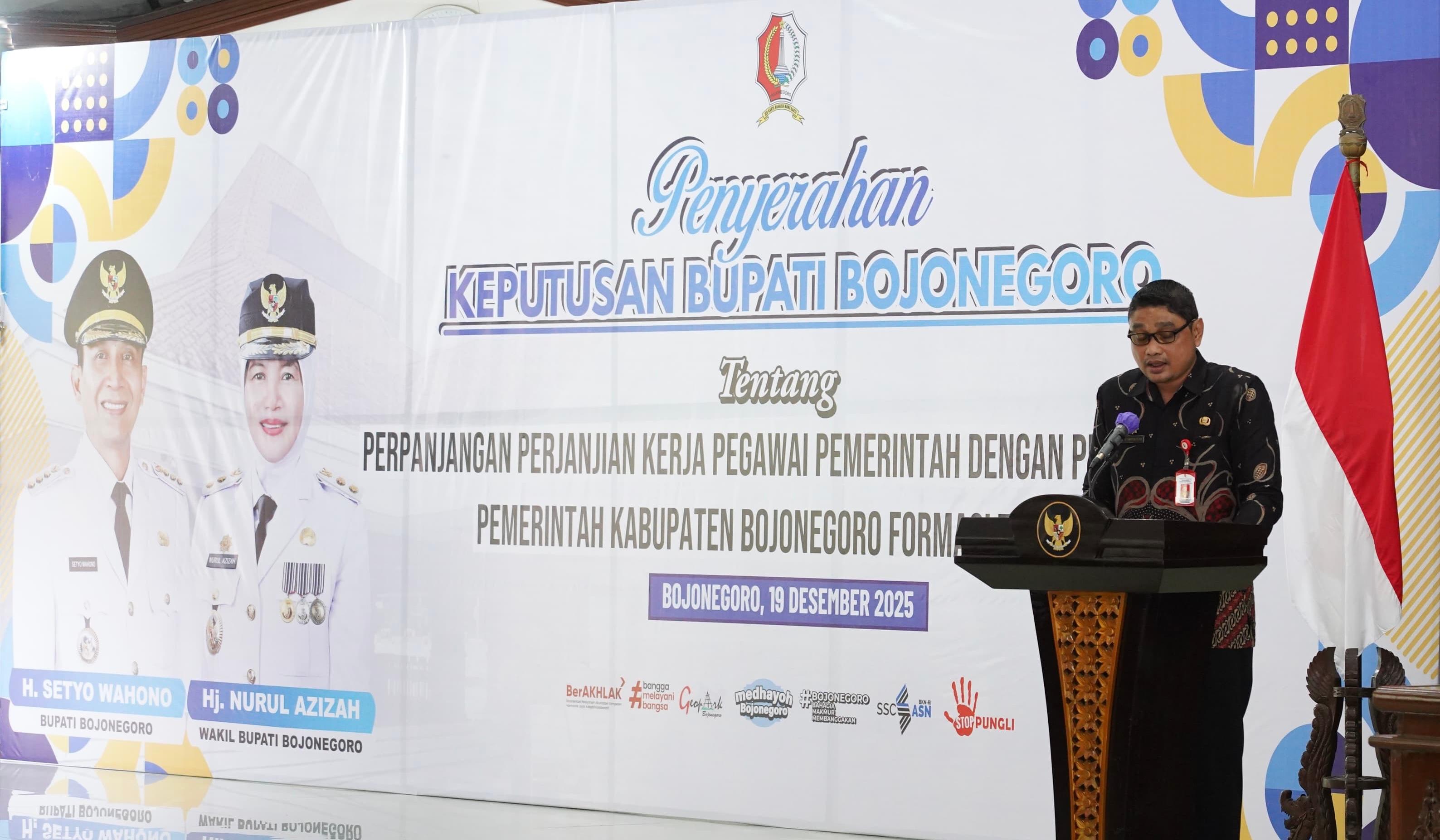 Penyerahan SK Perpanjangan PPPK Tahun 2021