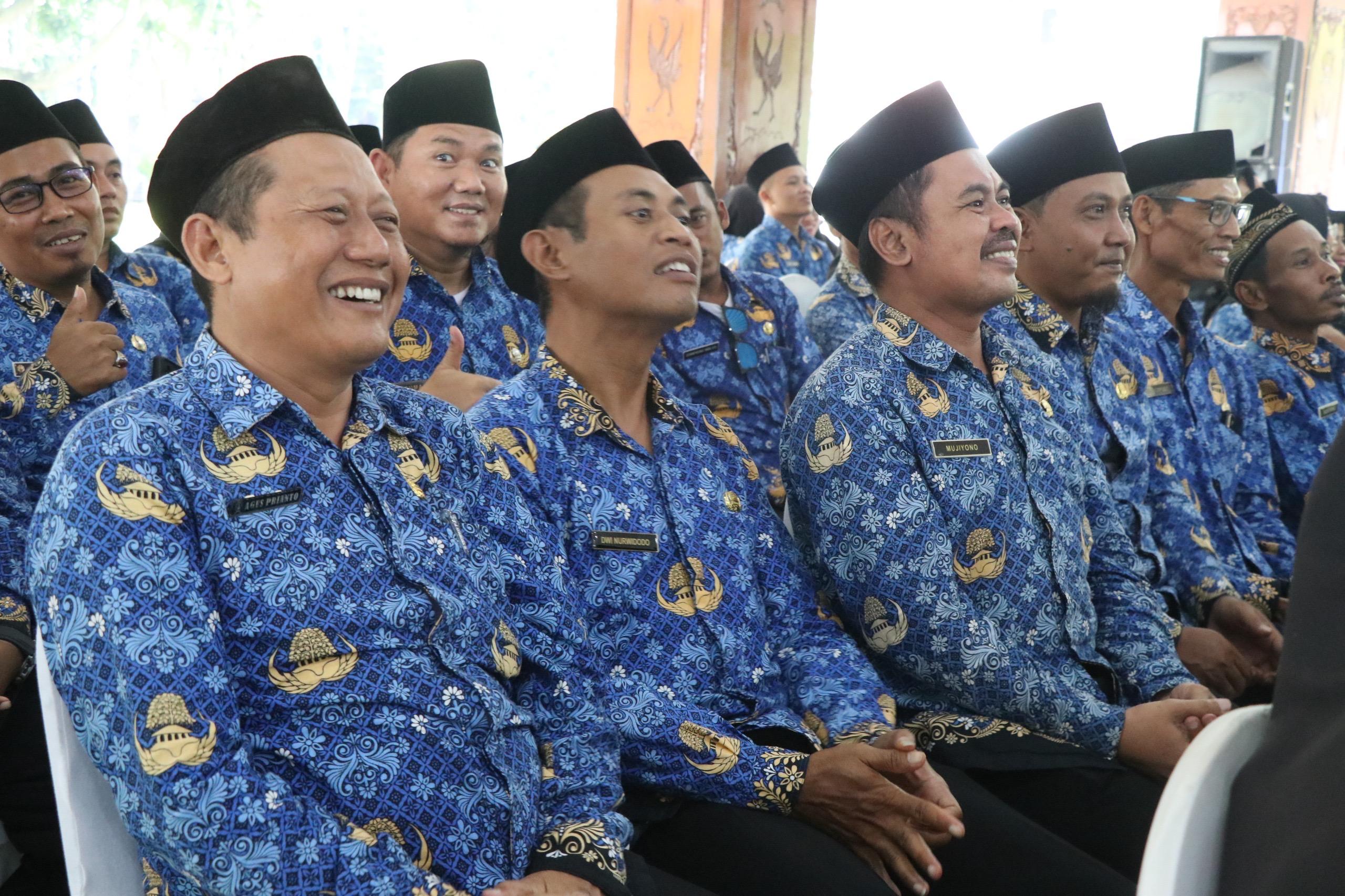 Penyerahan SK Perpanjangan PPPK Tahun 2021
